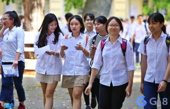 Mơ thấy đi học và gặp bạn bè là lời nhắc nhớ những người bạn lâu ngày chưa gặp